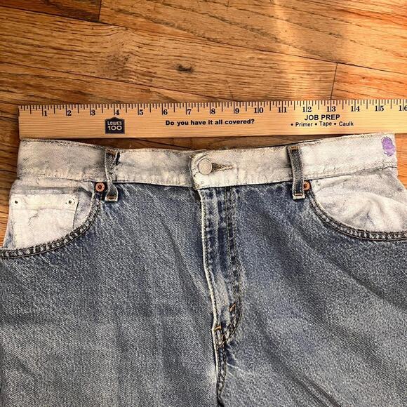 Vintage Y2K Levi’s Classic Relaxed 550 Painted Purple Cow Print - Picture 6 of 7